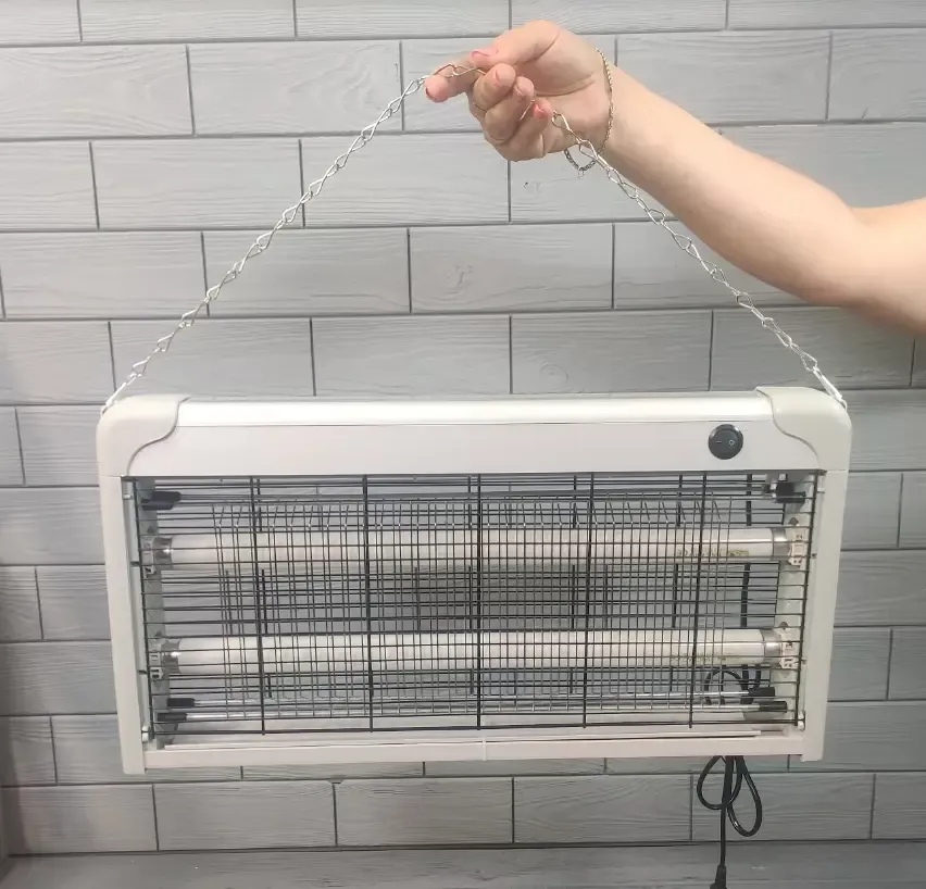 Знищувач комах на 100 м2. Електрична пастка - мухобійка LB-30W