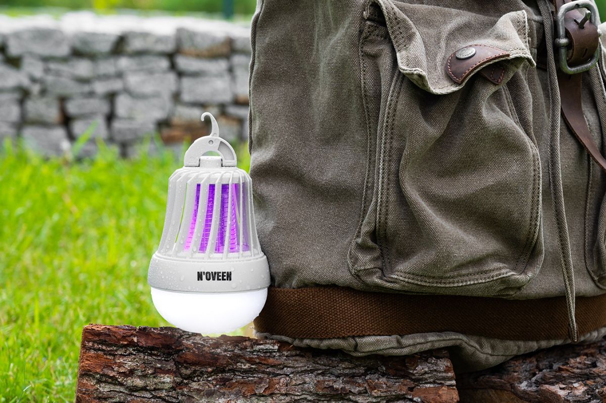 Портативна світлодіодна лампа на батарейках від комах Noveen IKN823 LED ІРХ4