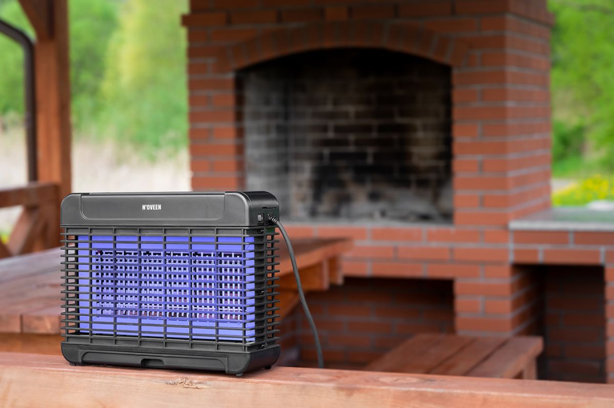 Знищувач комах до 150 м2 світлодіодний Noveen IKN910 LED