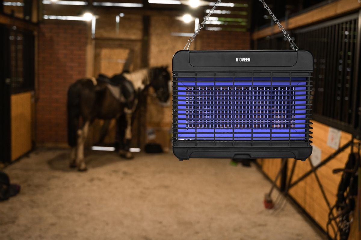 Знищувач комах до 150 м2 світлодіодний Noveen IKN910 LED
