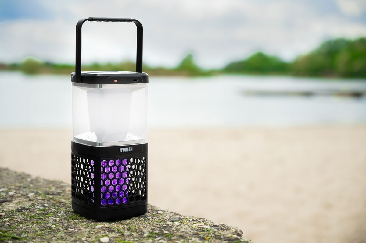Лампа проти комарів з ліхтарем на сонячній батареї та USB Noveen IKN895 LED